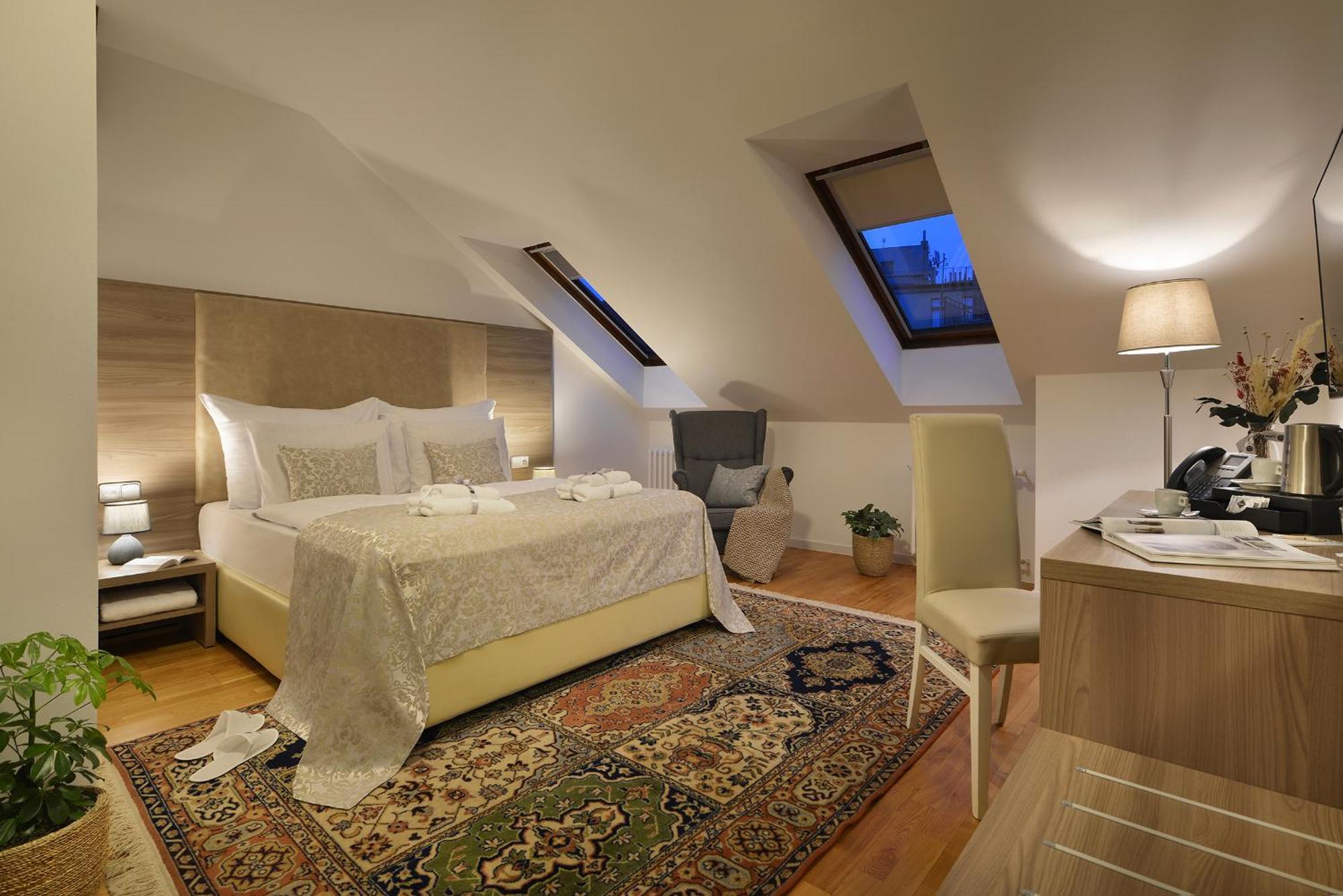 Aparthotel Old Town By Little King 3*