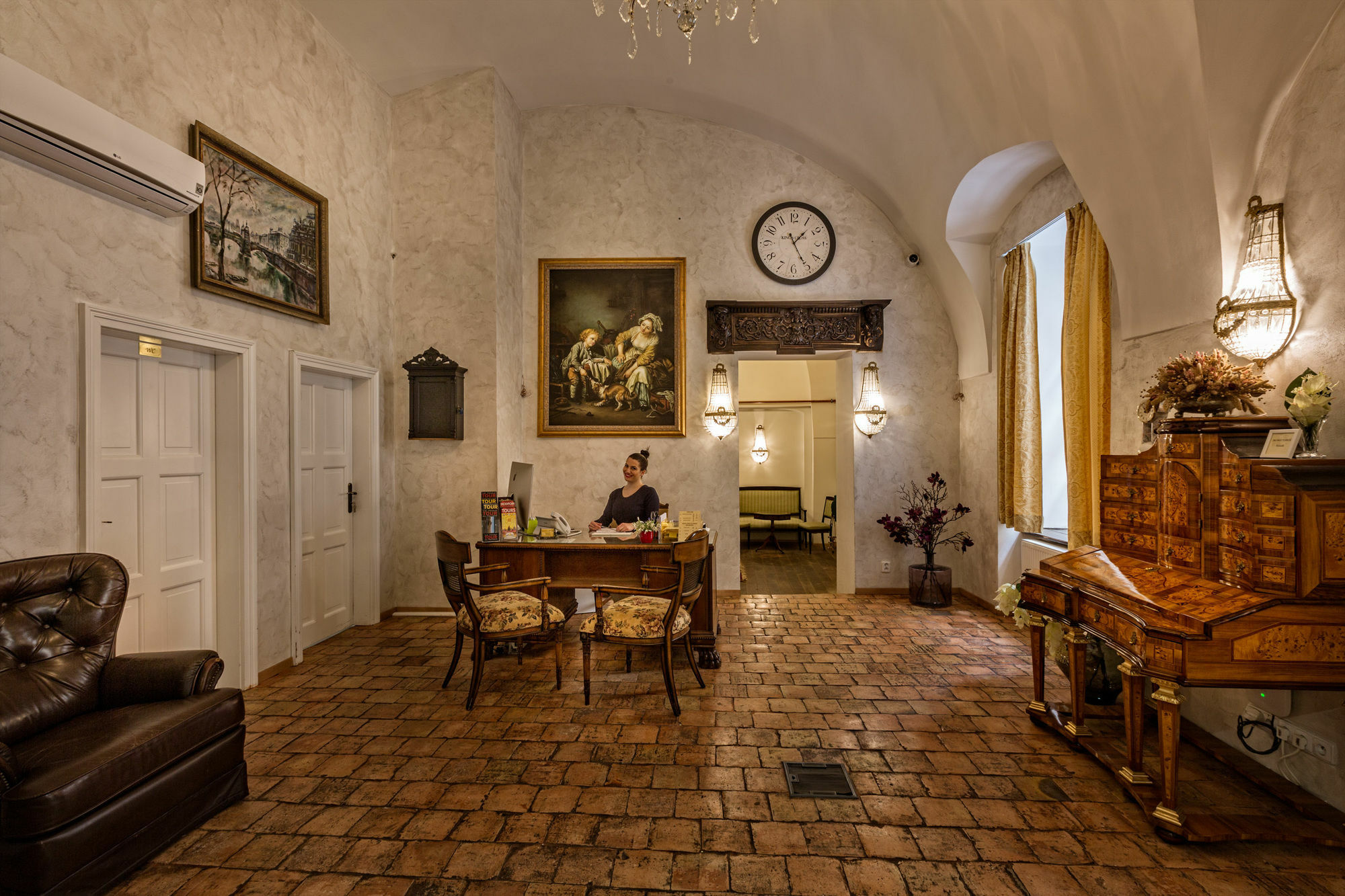 Old Town By Little King 3*